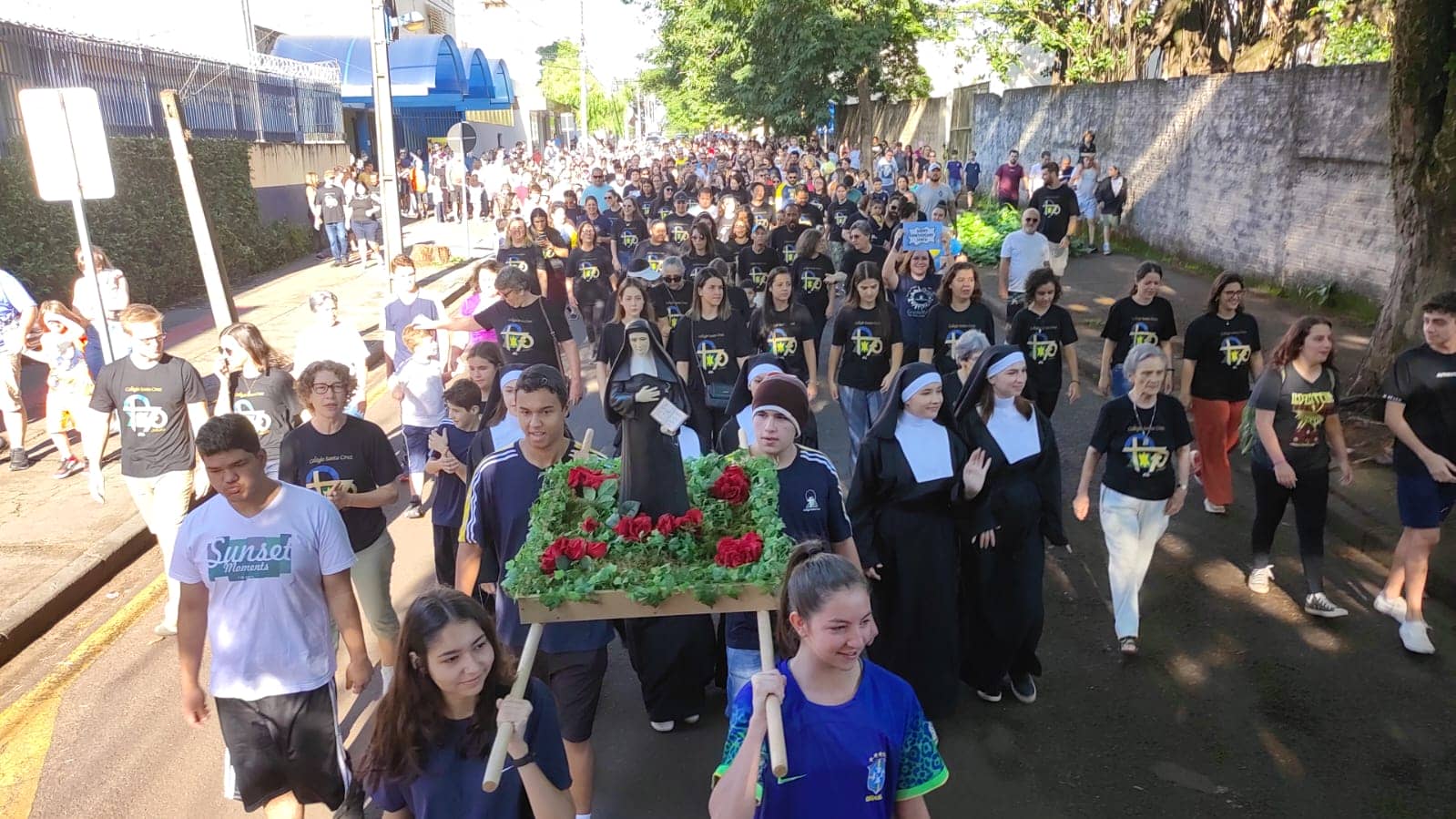 Commemoració dels 70 anys del Col·legi Santa Cruz, Maringá, Brasil