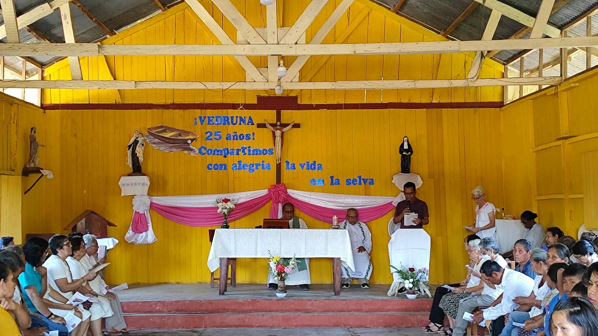Experiències viscudes en aquest 25è aniversari de les germanes Carmelites a la selva amazònica