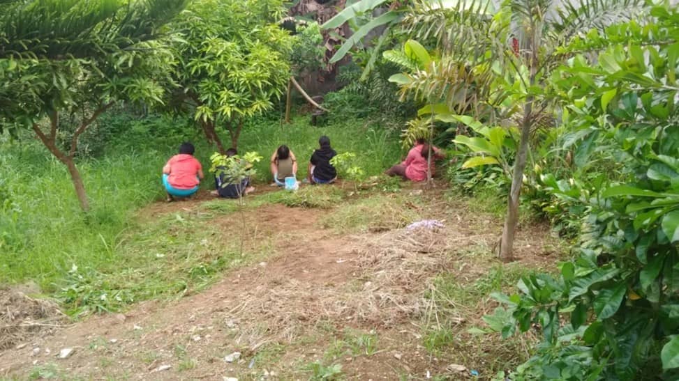 L&rsquo;ami le plus proche des enfants de Tahanan Vedruna Tagaytay cet été est « la nature ».