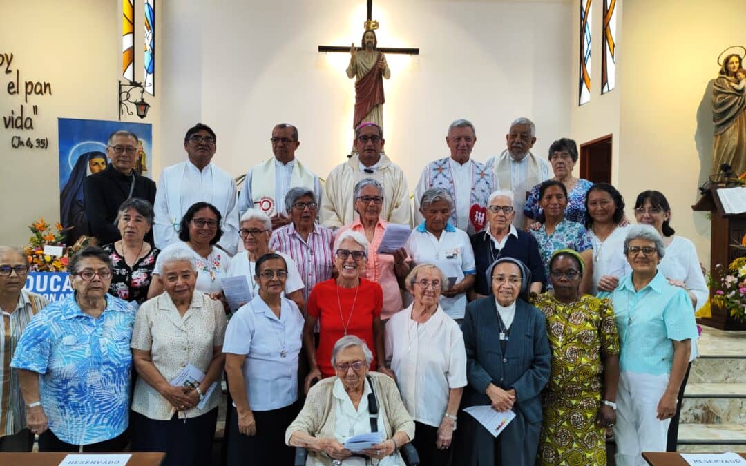 Le bicentenaire de Vedruna, célébré en communauté, avec la joie reconnaissante du peuple péruvien