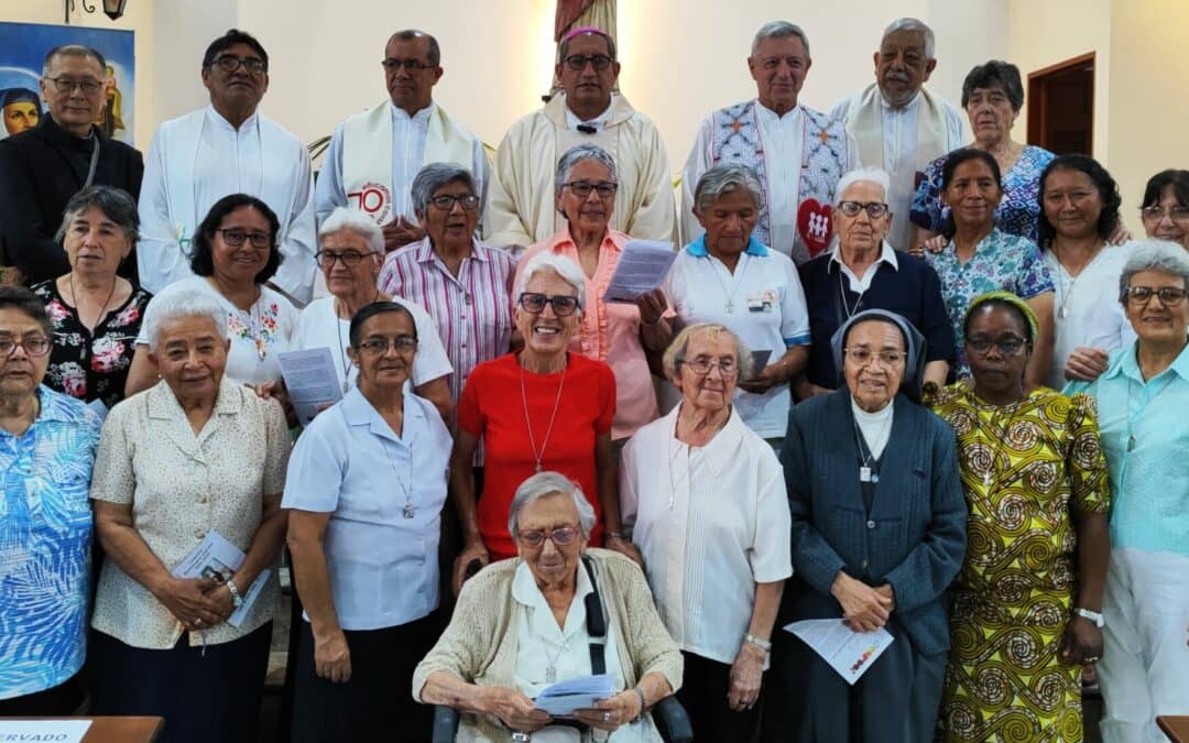 El Bicentenario Vedruna, celebrado en comunidad, con la alegría agradecida del pueblo peruano