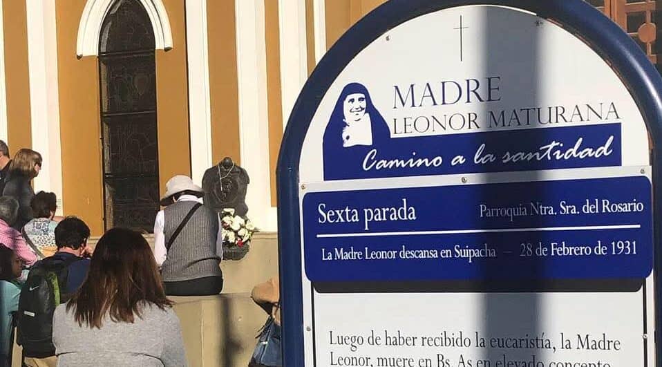 Sr. Leonor Maturana : un souvenir qui illumine Suipacha. Ce n&rsquo;est pas une mission accomplie, mais une mission qui se poursuit.