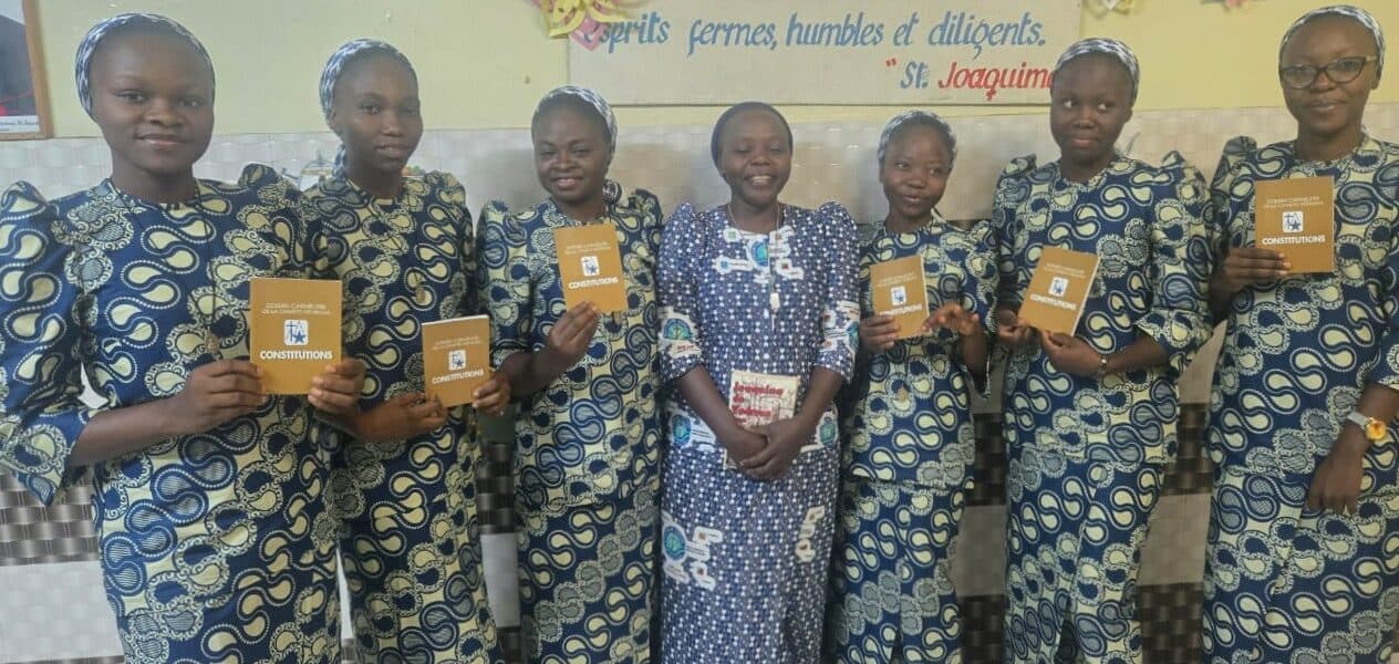 Les novices et une aspirante de la Province d&rsquo;Afrique célèbrent la fête de Notre-Dame du Carmen en communauté